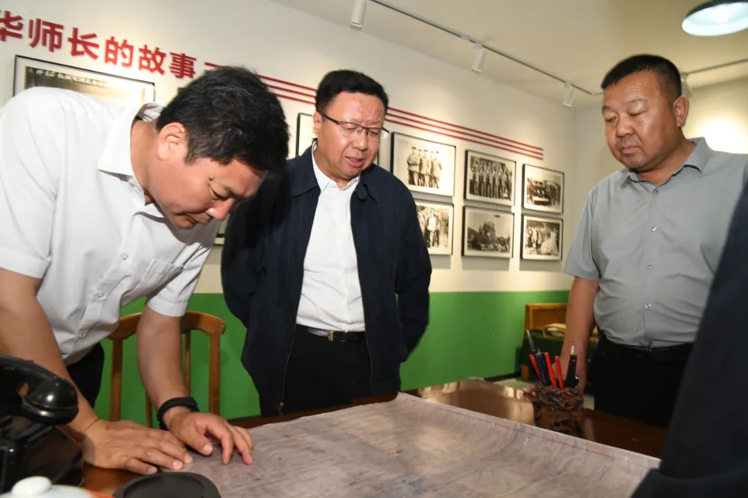 ​罗青在乌拉盖管理区调研文旅产业发展工作